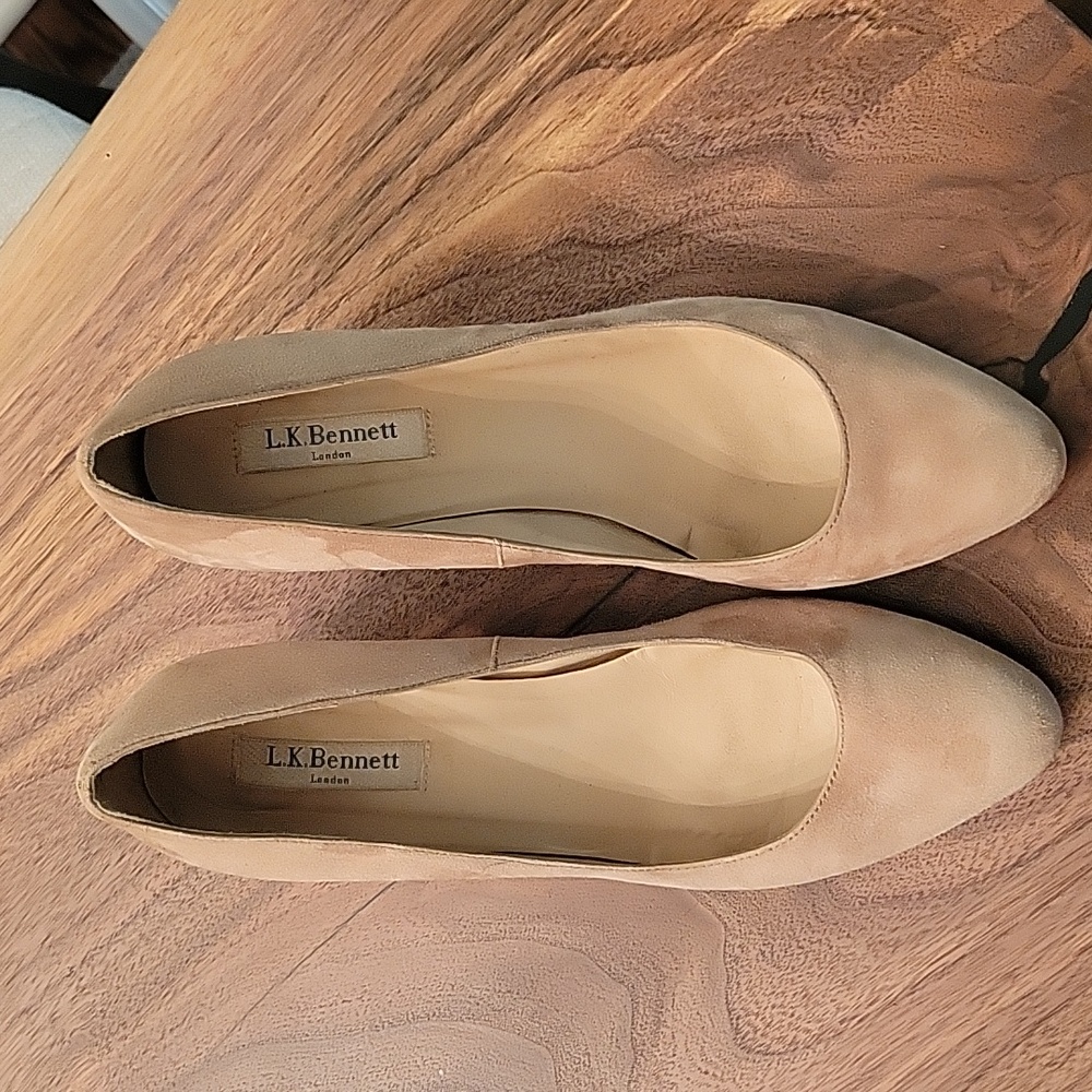 LK Bennett Tan Heels